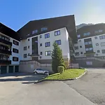 Apartment Nava Place Premium Alpine In - Private Sauna, Peaceful Location, Near Glacier & Wifi Kaprun