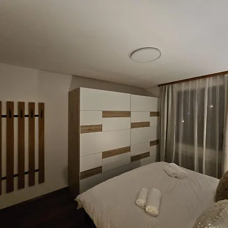 Nava Place Premium Alpine In - Private Sauna, Peaceful Location, Near Glacier & Wifi * Капрун