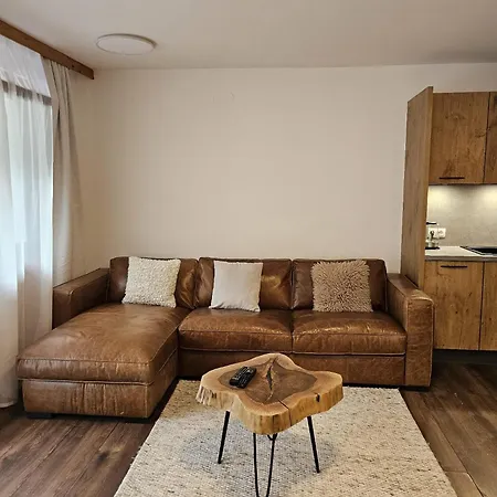 Nava Place Premium Alpine In - Private Sauna, Peaceful Location, Near Glacier & Wifi Appartamento